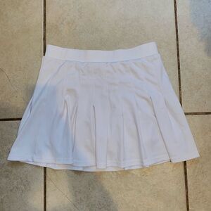 white tennis skirt